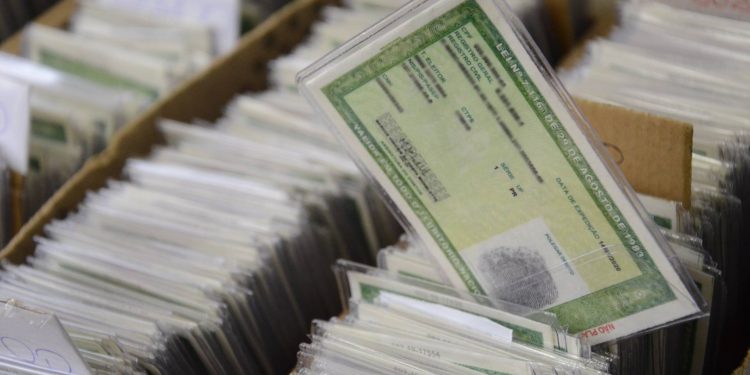 Polícia Civil reabre agendamento online para RG em Foz do Iguaçu