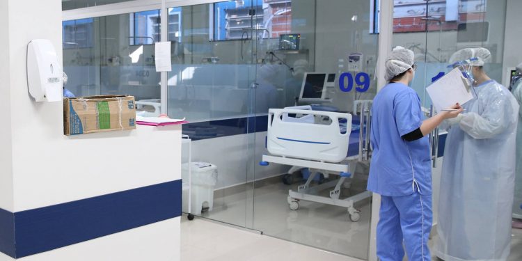 Julho encerra sem óbitos por Covid-19 em 142 municípios do Paraná