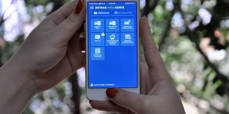 Uso de serviços online do Detran/PR aumenta 70%