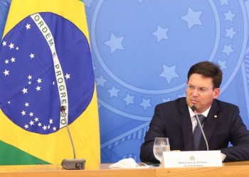 Novo Bolsa Família cumprirá teto de gastos, diz ministro da Cidadania