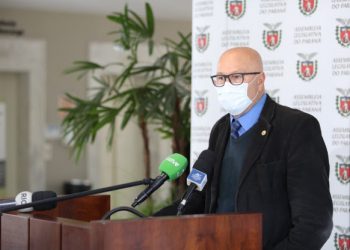 Deputado defende ensino de espanhol na grade curricular do Paraná