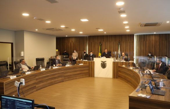 Comissão da Alep aprova projeto sobre ‘xepa’ da vacina contra a Covid-19