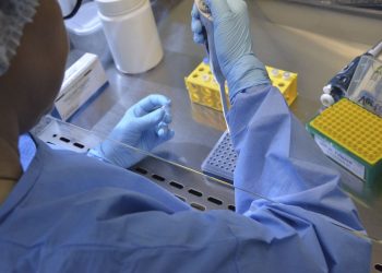 Governo aprova lei de quebra de patentes para vacinas