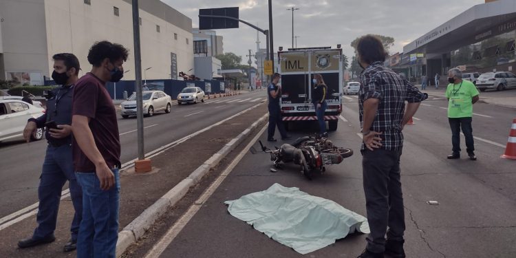 Foztrans simula acidente de trânsito na Avenida Costa e Silva