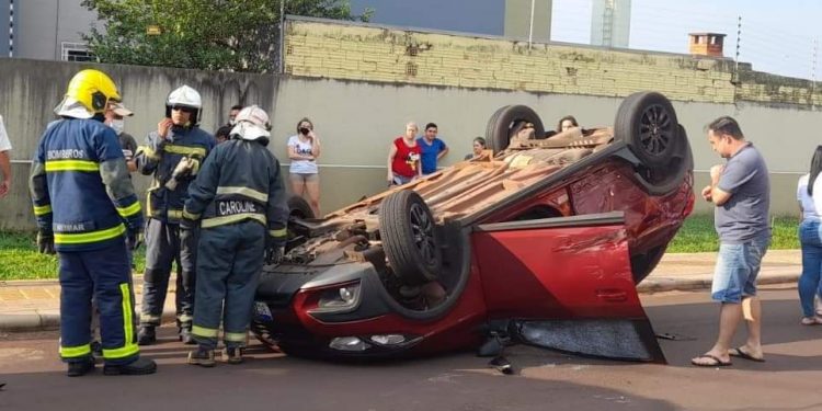 MILAGRE, SORTE OU CIÊNCIA? Bombeiros de Foz se surpreendem com acidente sem feridos graves