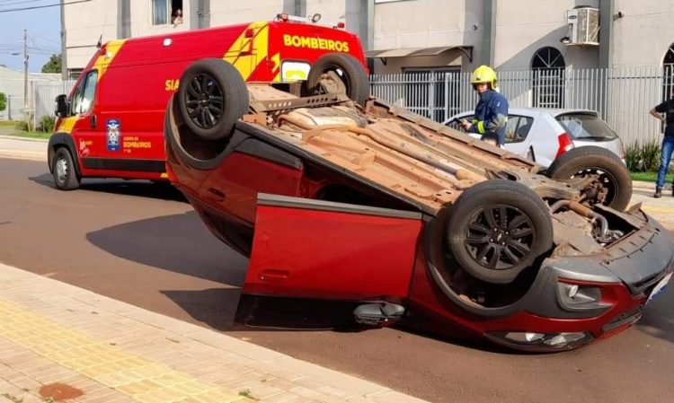 MILAGRE, SORTE OU CIÊNCIA? Bombeiros de Foz se surpreendem com acidente sem feridos graves