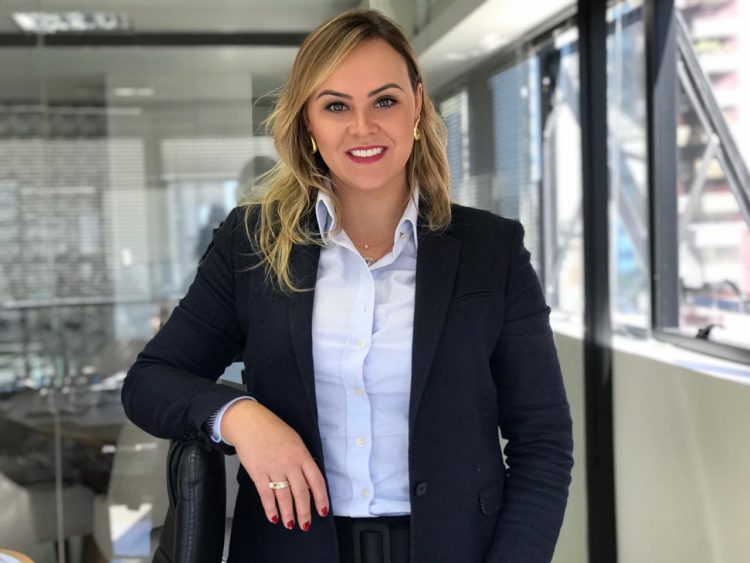 Moradores do Angatuba estão tentando vender imóvel recém adquirido, apontam denúncias