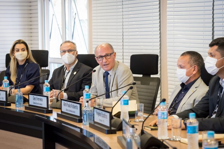 Itaipu reforça compromisso com a população em encontro inédito com vereadores de Foz