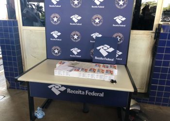 Receita Federal apreendeu uma moto e celulares na Ponte da Amizade