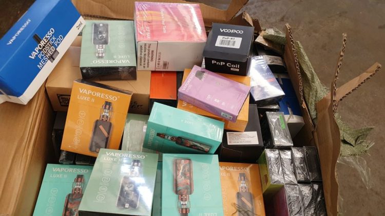 Carreta carregada com aproximadamente R$6,3 milhões em mercadorias é apreendida pela Receita Federal