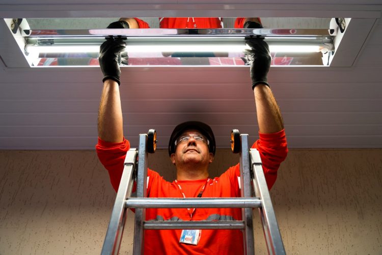 Itaipu economiza energia suficiente para iluminar 4 mil residências