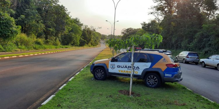 Guarda Municipal e Polícia Militar reforçam segurança em ônibus escolares