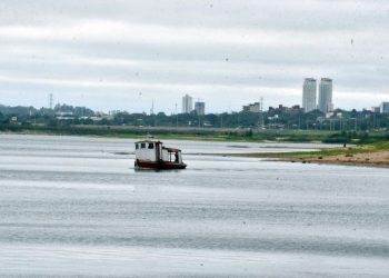 Rio Paraguai registra menor nível da história e crise hídrica preocupa o Paraguai