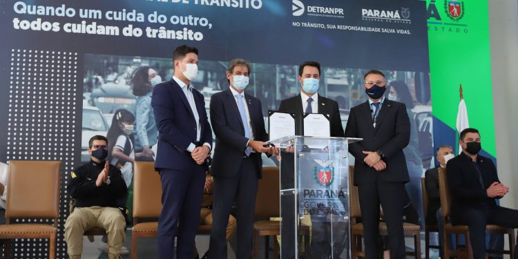 Estado moderniza serviços e lança projetos para aumentar eficiência e segurança no trânsito