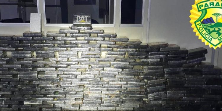 PM apreende mais de 270 quilos de pasta base de cocaína avaliados em R$ 7 milhões