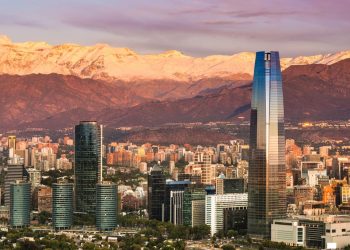 Chile reabre fronteiras para brasileiros vacinados