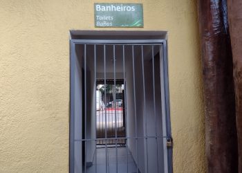 Usuários voltam a reclamar de banheiros fechados no TTU