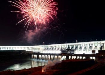 Setembro tem o melhor movimento turístico do ano na Itaipu