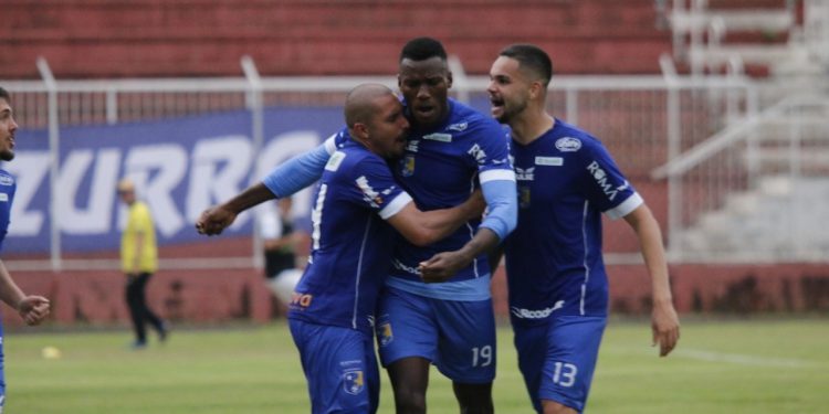 “Azulão da Fronteira” vence o Patriotas no ABC e assume liderança