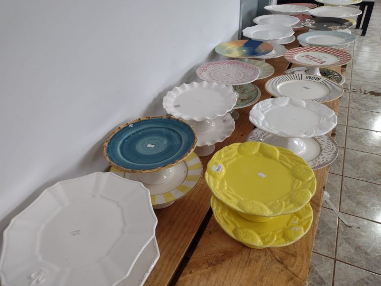 Feira de Louça da APAE começa nesta sexta-feira