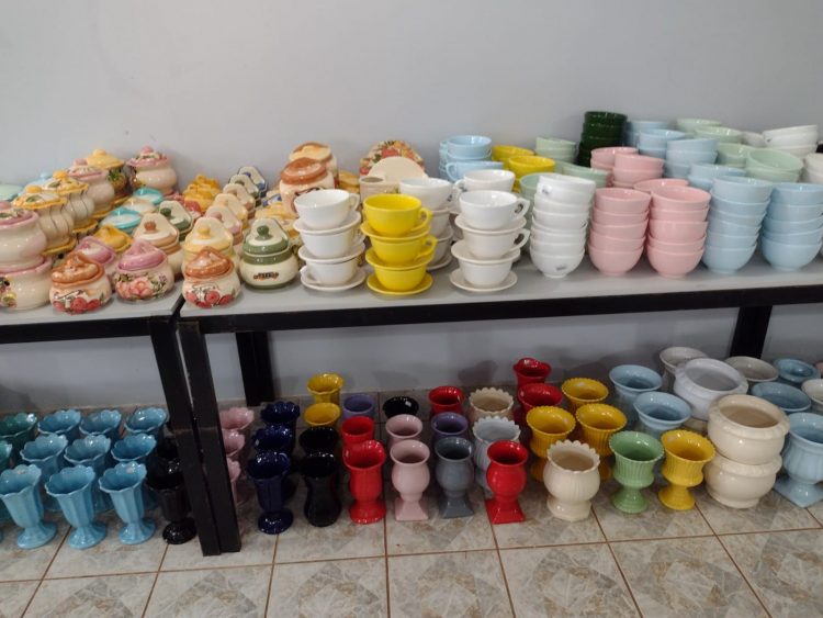 Feira de Louça da APAE começa nesta sexta-feira