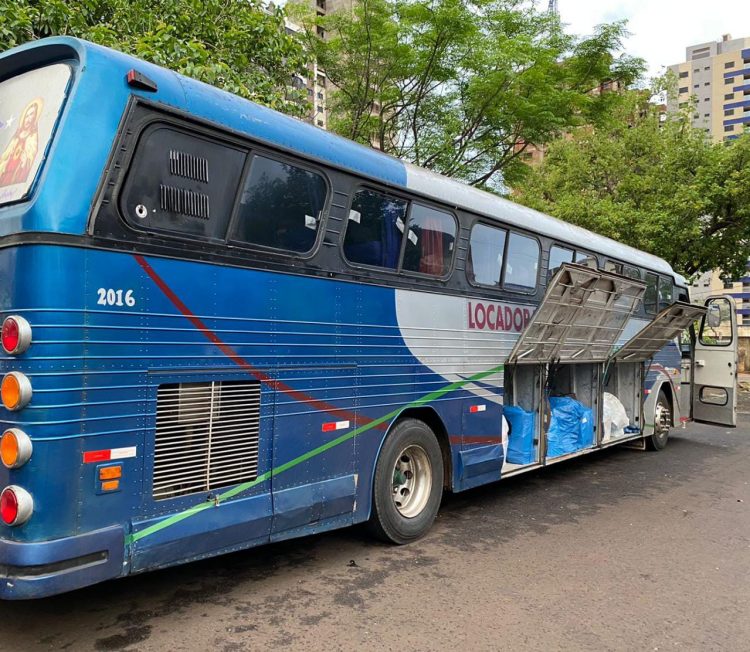 RF apreende três ônibus que saíam da fronteira com contrabando para São Paulo
