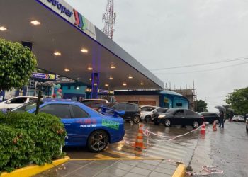 Posto paraguaio comemorou aniversário com gasolina a menos de R$ 1