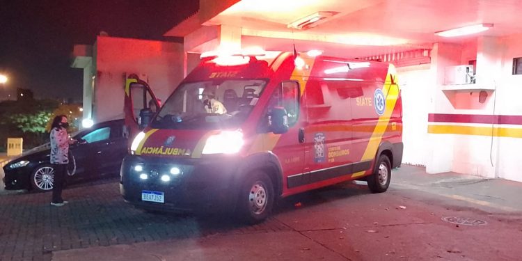 Idoso de 85 anos troca tiros com assaltantes fica ferido e possível assaltante é encontrado morto