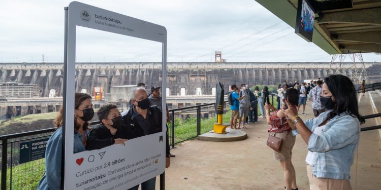 Itaipu tem melhor dia de visitação desde o começo da pandemia