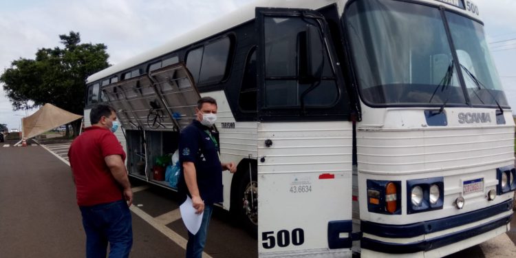 Operação Centauro em Santa Terezinha de Itaipu retém ônibus