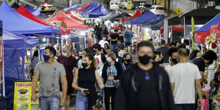 Foz comemora 72,1% da população vacinada com evento no domingo (17)