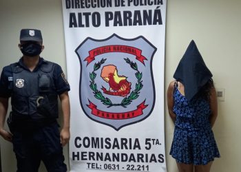 Mulher ateia fogo em casa com os filhos dentro em Hernandárias