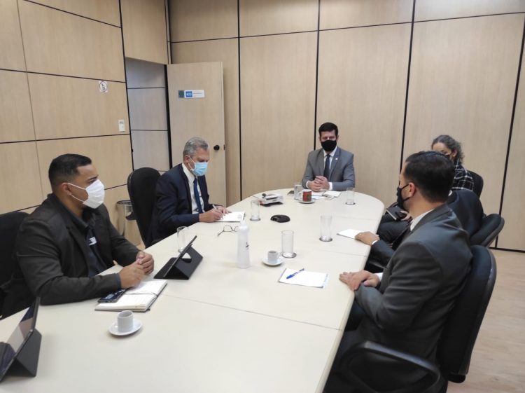 Parque Tecnológico Itaipu e o Ministério da Educação estudam iniciativas inovadoras para a educação