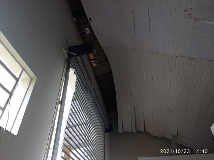 Seis escolas municipais e três CMEIs cancelam aulas devido ao temporal do fim de semana