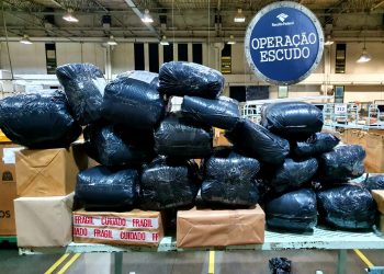 Receita Federal de Foz reteve mais de R$600 mil em remessas postais em operação no norte do estado