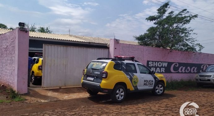 Homem é morto com pelo menos 15 tiros em boate de Santa Helena