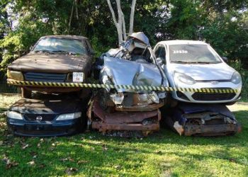 DER/PR realiza leilão de sucatas de veículos automotores dia 18 de outubro