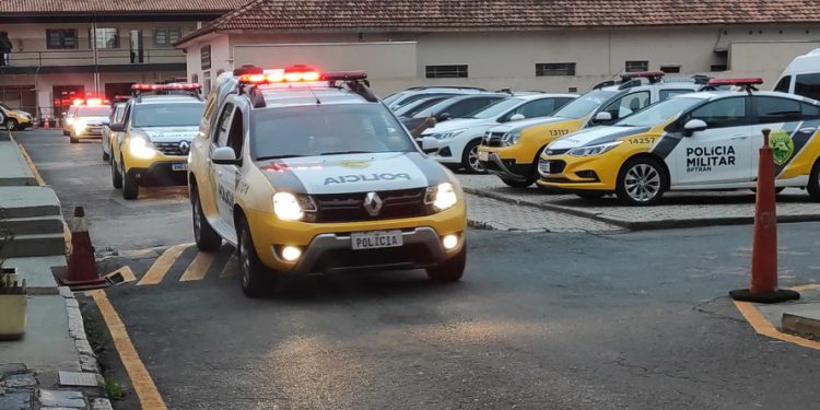 Operação coloca efetivo administrativo da PM para reforçar policiamento