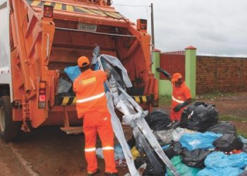 Câmara aprova aumento da taxa de lixo proposta pelo prefeito Chico Brasileiro