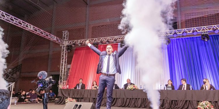 Miguel Prieto assume prefeitura de CDE prometendo ‘melhor governo da história’