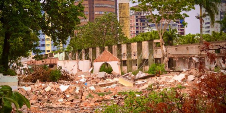 Foz deu adeus à Santa Casa, mas antigos funcionários ainda esperam indenização