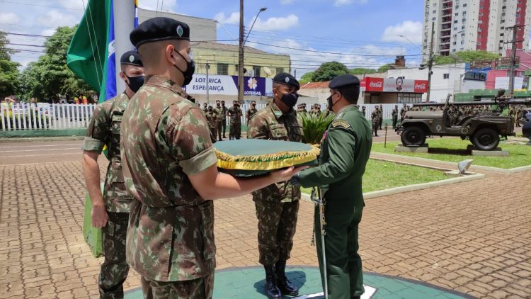 Veja como foi a solenidade pelo Dia da Bandeira no 34º BIMec