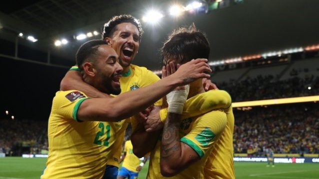 Brasil vence Colômbia e está classificada para a Copa do Mundo
