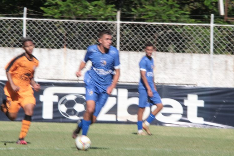 Foz vence por 1 a 0 e garante acesso à Divisão de Acesso do Paranaense