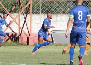 Foz vence por 1 a 0 e garante acesso à Divisão de Acesso do Paranaense
