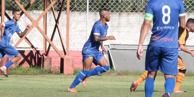 Foz vence por 1 a 0 e garante acesso à Divisão de Acesso do Paranaense