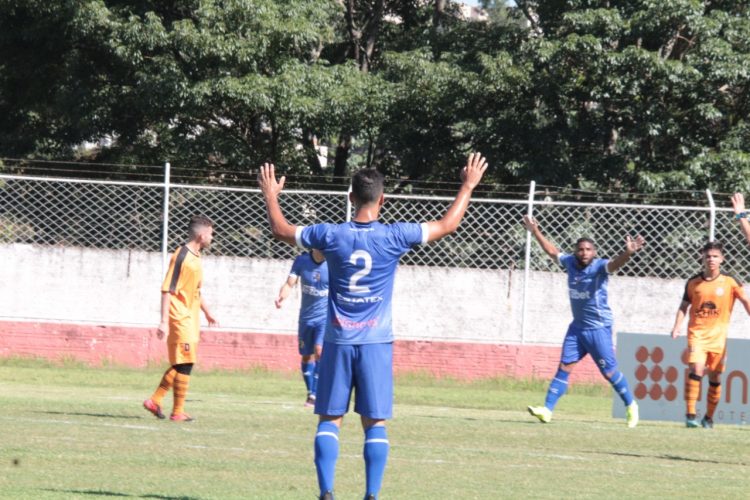 Foz vence por 1 a 0 e garante acesso à Divisão de Acesso do Paranaense