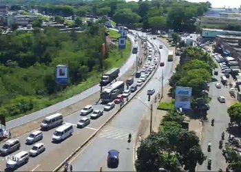 Segundo dia de Black Friday no Paraguai registra congestionamento na BR-277