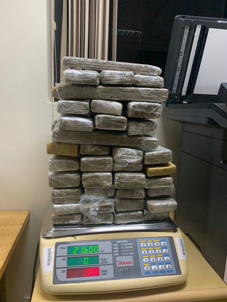 21,6 quilos de maconha são apreendidos na Ponte Internacional da Amizade