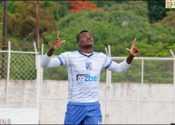 Foz Futebol é líder isolado e segue mais próximo da semifinal
